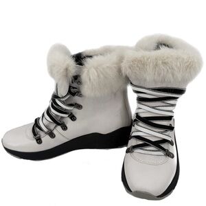 NWOB Vaneli Sports Acadia Women's Fur Lined Winter Boot